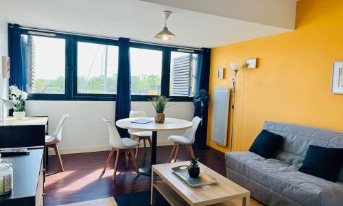 Taouata - Face au port