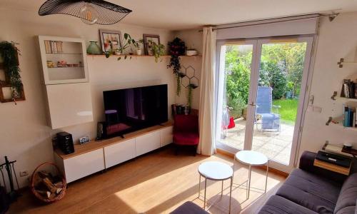 Maison cosy-JO24 à Voisins-le-Bx