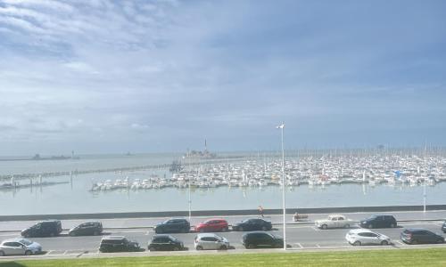 Vivez le Bonheur - Plage - Port de plaisance - Vue mer