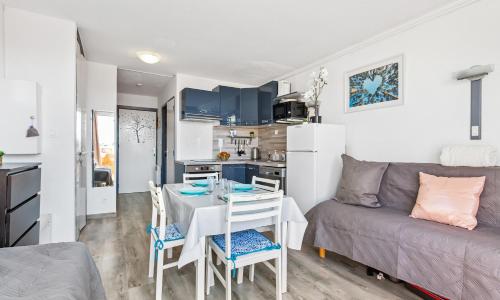 Port Dauphin III Cap d'agde