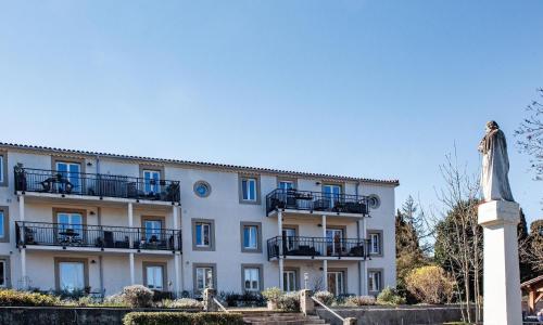 Residence near Esperaza in a beautiful area