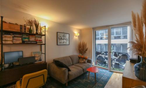 37 m love cocoon with balcony