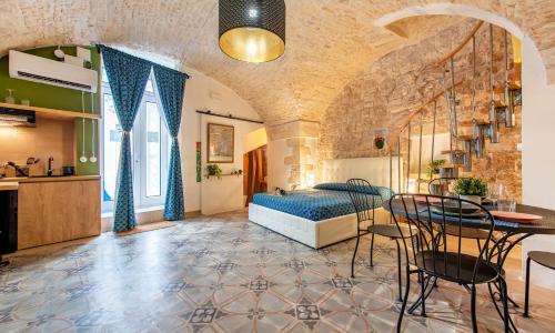 Giob Studio In The Centre - Happy Rentals