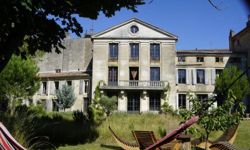 Boho Village Chateau in medieval bastide