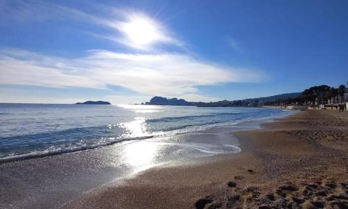 Spacious 64 m family nest in La Ciotat