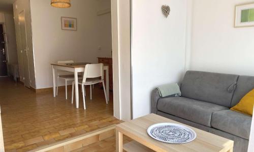 Appartement Balaruc-les-Bains, 1 pièce, 2 personnes - FR-1-553-52