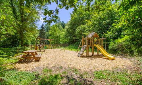 Awesome Home In Mirandol Bourgnounac With Kitchen