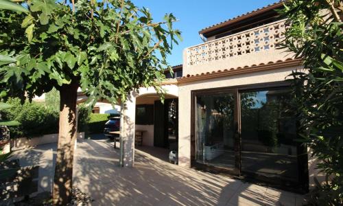 Belle villa d'angle spacieuse climatisée, de tout confort dans domaine PORTES DU SOLEIL, ACCES PISCINES PAYANT EN SUPPL - 3 chambres, 6 couchages, wifi, 400m de la mer LRPDSJ7