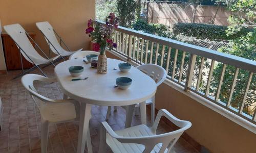 Appartement Bormes-les-Mimosas, 2 pièces, 4 personnes - FR-1-251-753