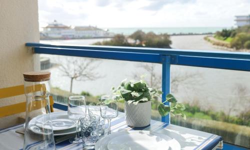 Joli appartement vue ocean et lac Les Sables 4 personnes