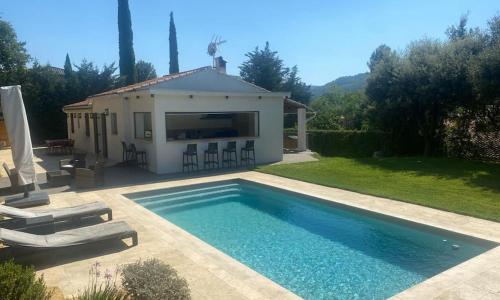 Magnifique Villa à 10 mn des Plages avec Piscine pour 6 Personnes