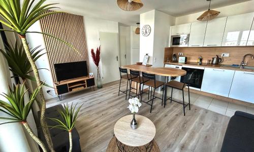 NEW, Le Régence, terrasse, Serris Disney