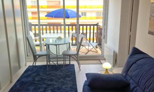 Studio confortable situé en front de mer