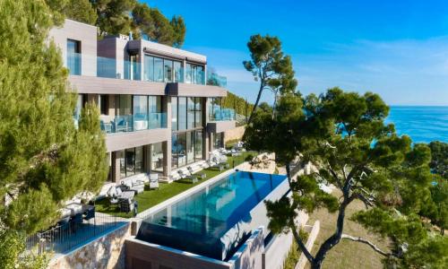 Enchanting Eze Villa Panoramic view