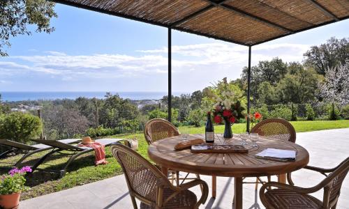 Villa panorama maquis et mer, plage à 1,5 Km