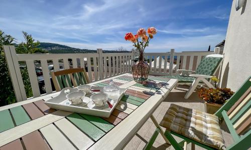 Léna - Maison, Terrasse vue mer, Clim - by TGB