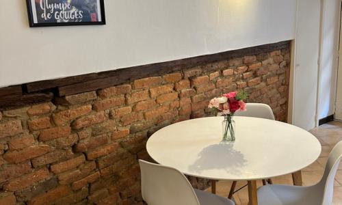 Studio avec Balcon centre historique proche place Nationale