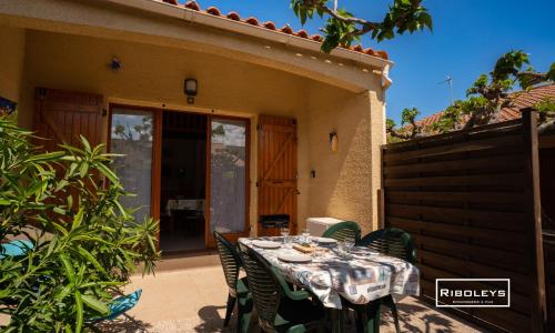Charmante maison climatisée à 2km de la plage