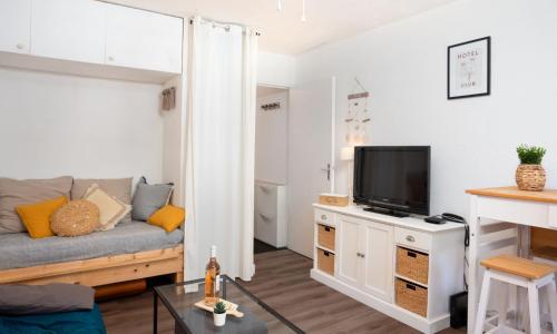 Studio Les Marquises by Interhome