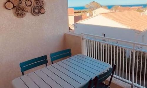 Charmant T2 rénové avec vue mer