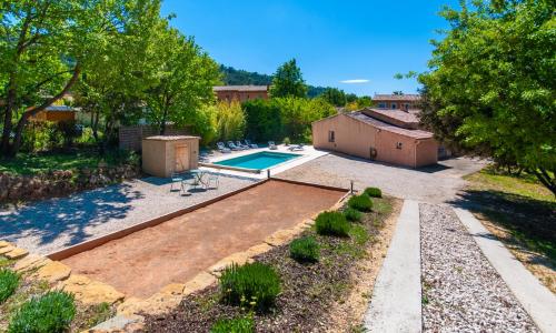 L'oustaou en provence verte