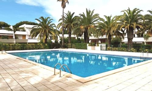 studio cabine rénové grande motte+piscine+parking