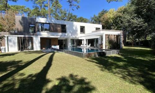 Villa Les 3 Pins avec piscine chauffée à HOSSEGOR