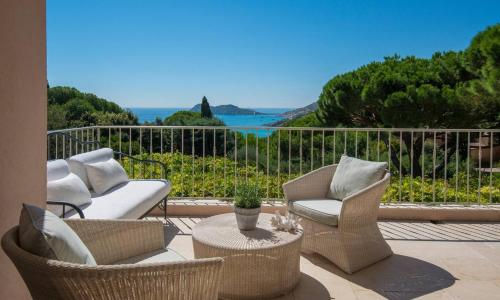 A Private Quiet Villa With Pool Fantastic Sea Views