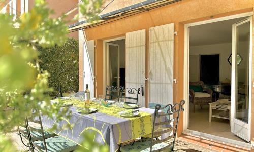 Maison Mallemort, 4 pièces, 6 personnes - FR-1-658-24