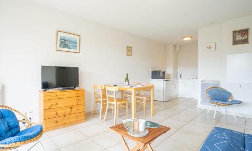 Apartment Résidence Villa Cassandre by Interhome