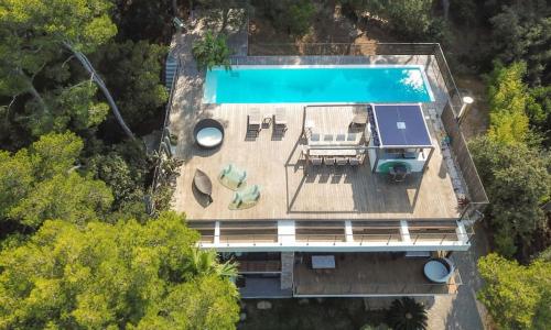 Villa 12 couchages, piscine 16x4, vue mer.