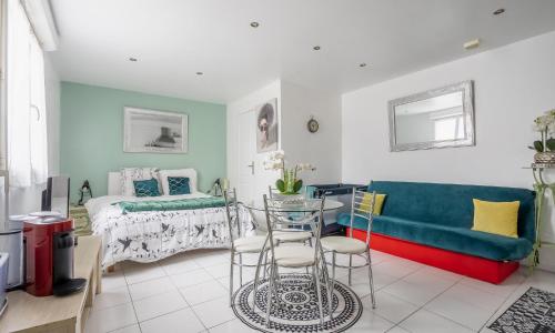 Gorgeous Apartment In St Thibault Des Vignes