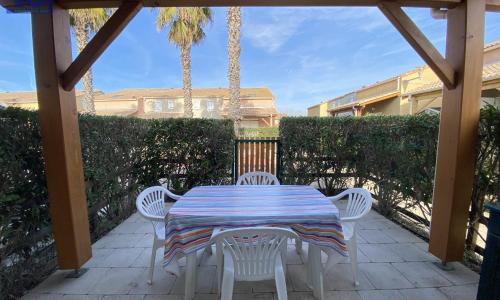 Maison Vendres, 2 pièces, 5 personnes - FR-1-781-43