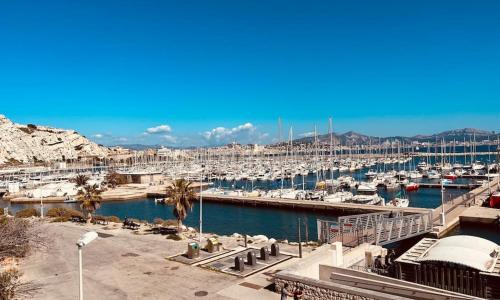 Charmant studio, vue mer, Frioul