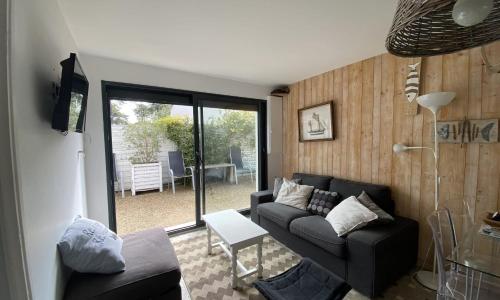 Beautiful accommodation with spa in Rivedoux-Plage