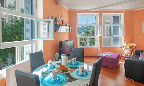 Riviera Palace - Happy Rentals