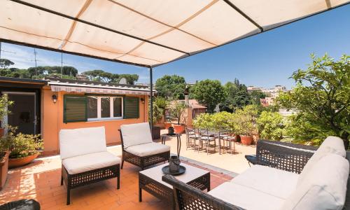Trastevere Charming Penthouse