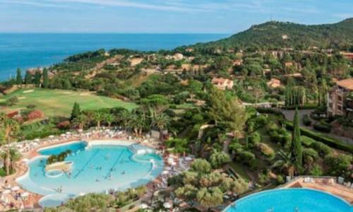 Magnifique appartement vue mer avec piscine