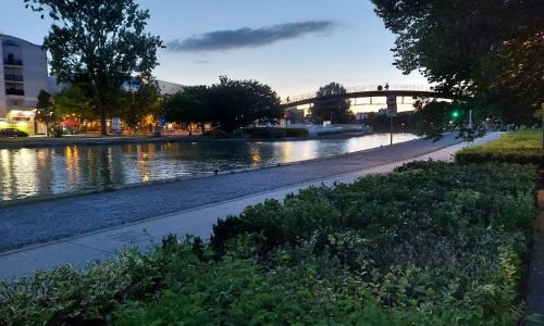 Chambre d'hôte près Stade de France by RESERVATI HOME