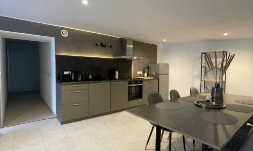 Charmante Maison 3 Chambres Plein Centre avec Parking Privé Gratuit