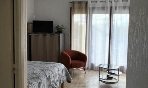 BEAULIEU T1BIS wifi parking 200m des thermes