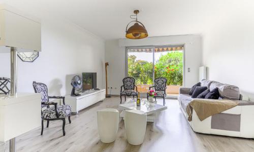 Apartment Les Balcons d'Eze-3 by Interhome