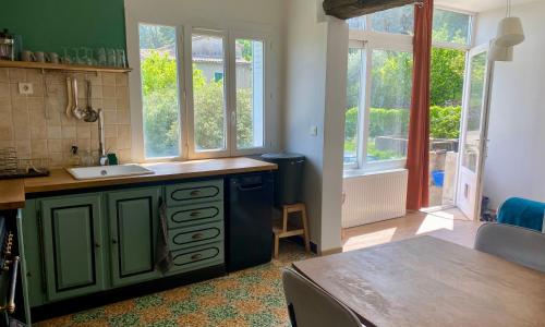 La petite maison dans la Brousse