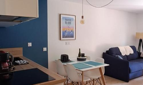 Centre du Val André - appart en rez de jardin avec terrasse et jardinet - plage à 150 m