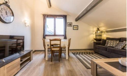 Donna Furnished flat