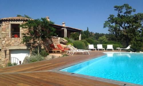 Lavezzi - 2 bedrooms & swimming pool - beach 5min
