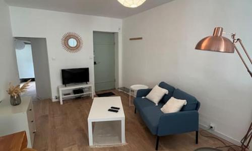 Le Gardian centre nîmois