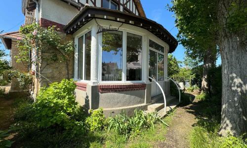 Family house by the sea