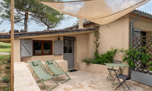 Maison Marvic, Studio dans les pins