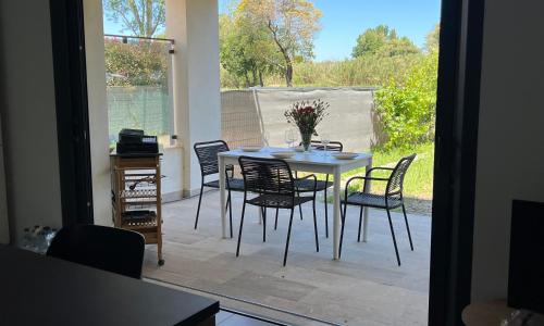 Appartement Lumineux avec terrasse et jardin